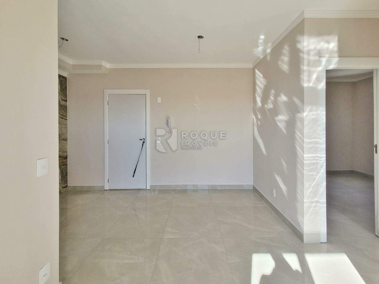 Apartamento à venda no bairro Graminha: Sala
