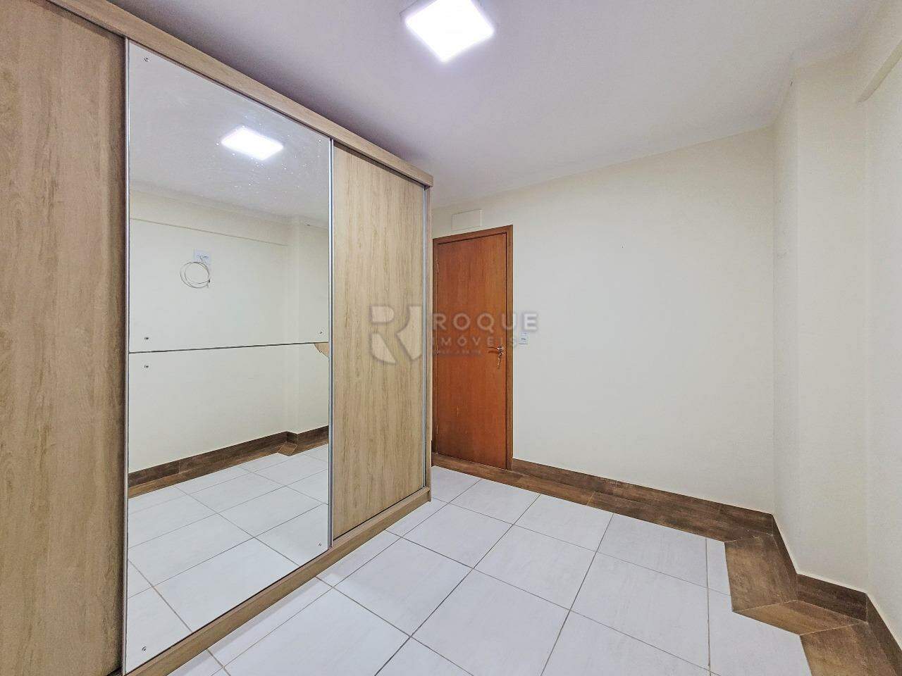 Apartamento à venda no bairro Centro: Dormitório 1