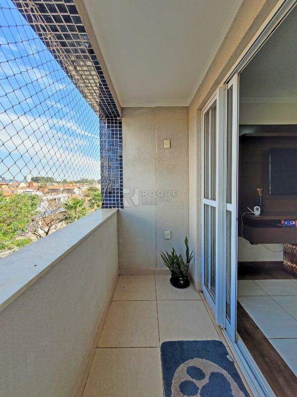 Apartamento à venda no bairro Centro: Sacada