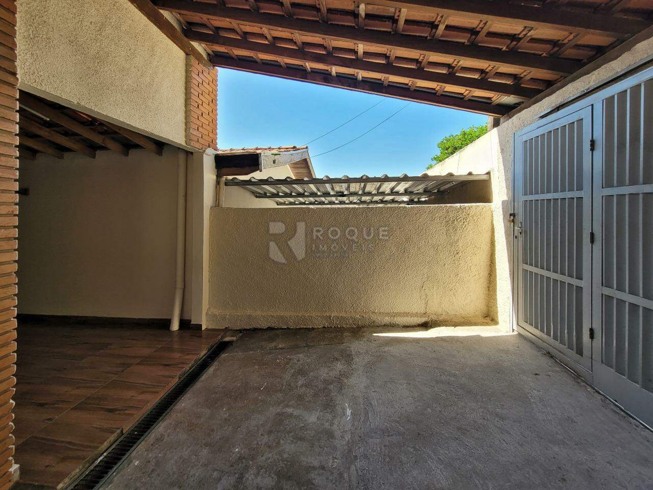 Casa Residencial à venda no bairro Jardim Santo André: Garagem