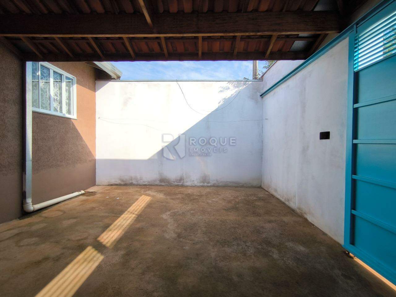Casa Residencial à venda no bairro Jardim Niza Azevedo Calice: QUINTAL
