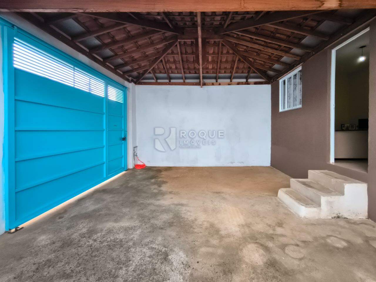 Casa Residencial à venda no bairro Jardim Niza Azevedo Calice: GARAGEM