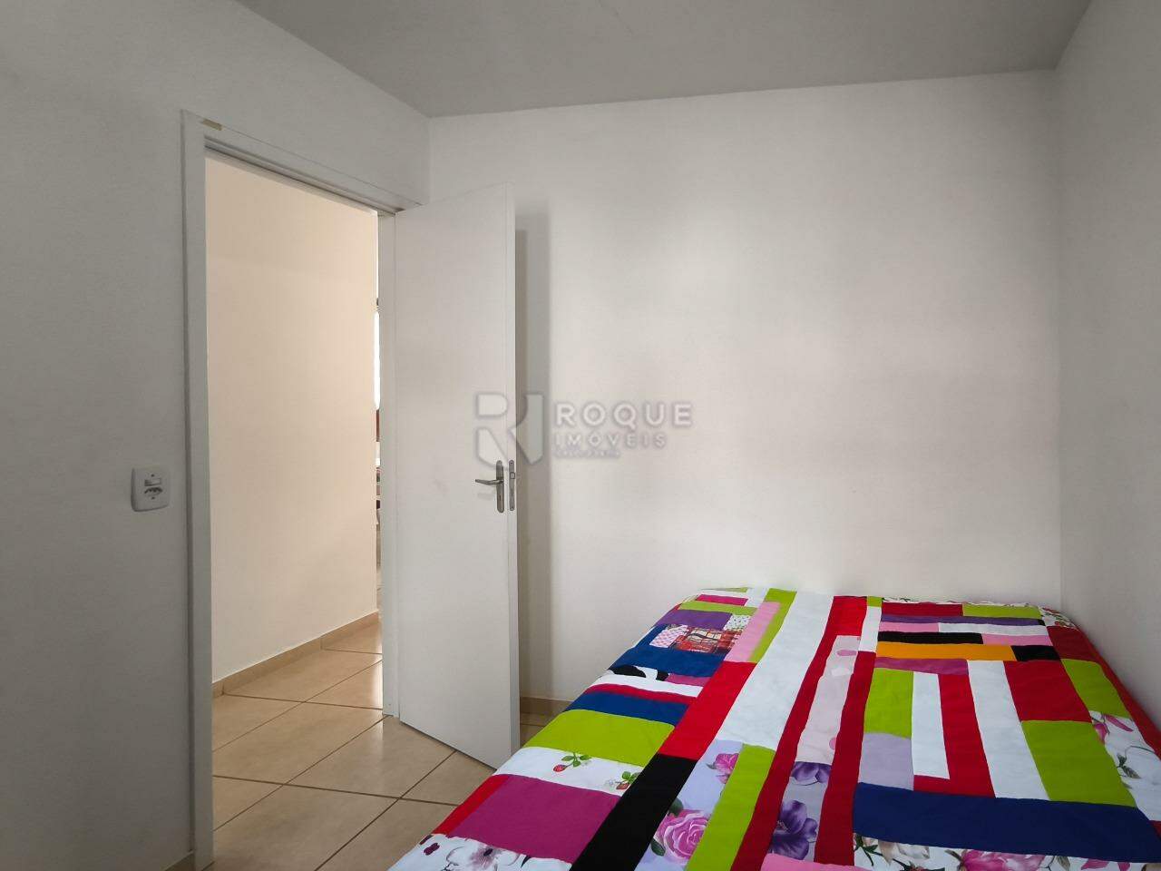 Casa Residencial à venda no bairro Jardim Niza Azevedo Calice: DORMITÓRIO