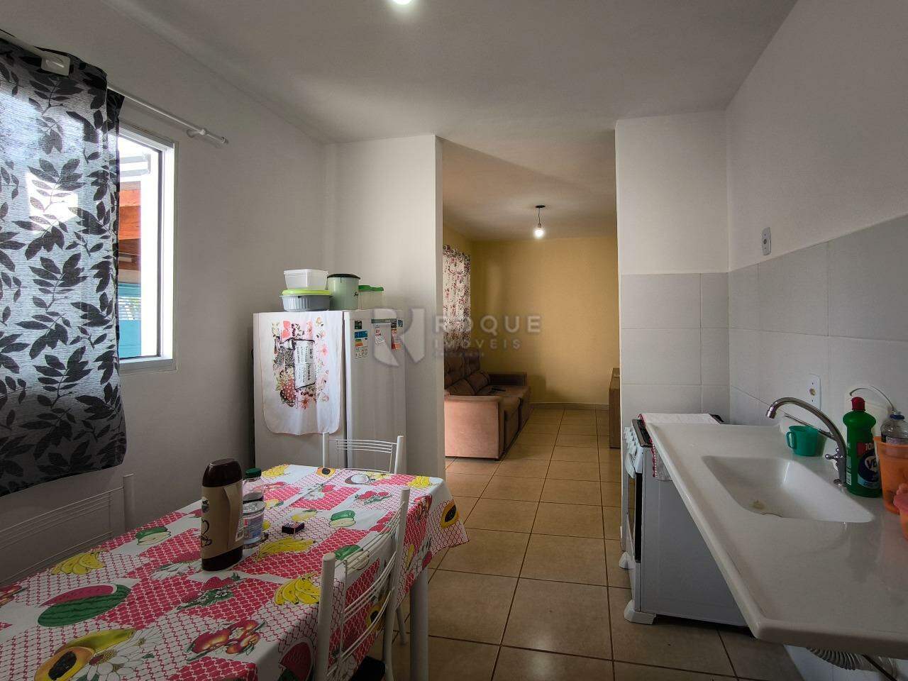 Casa Residencial à venda no bairro Jardim Niza Azevedo Calice: COZINHA