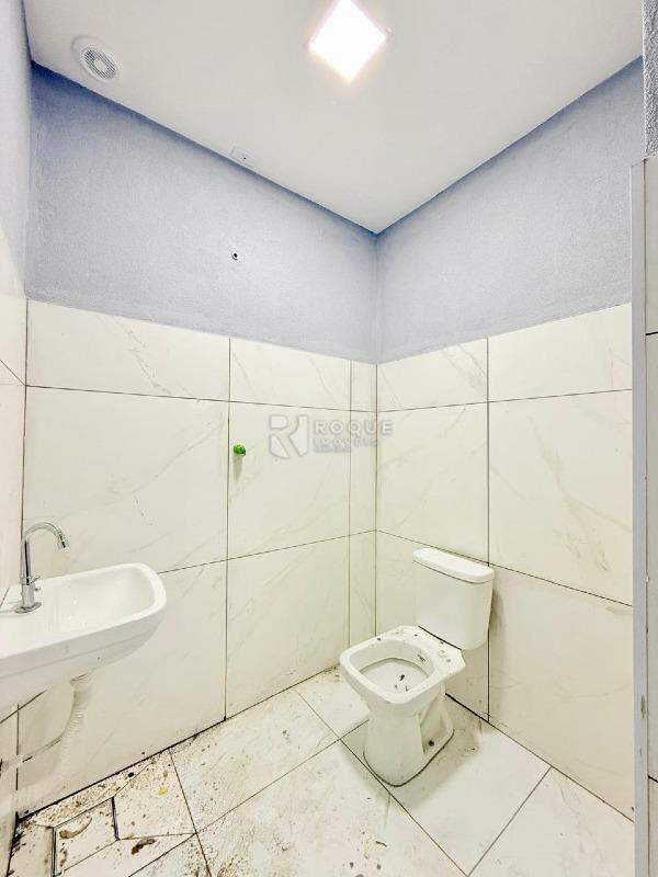 Barracão/Galpão para aluguel no bairro Jardim Residencial Walter Lúcio Peccinini: Wc 02