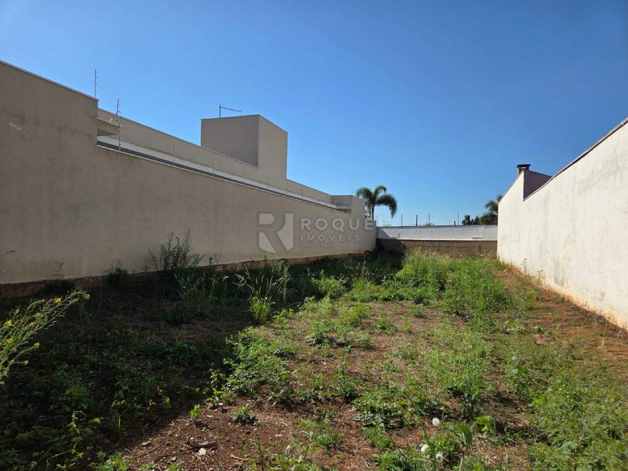 Terreno à venda no bairro Jardim das Laranjeiras: Terreno