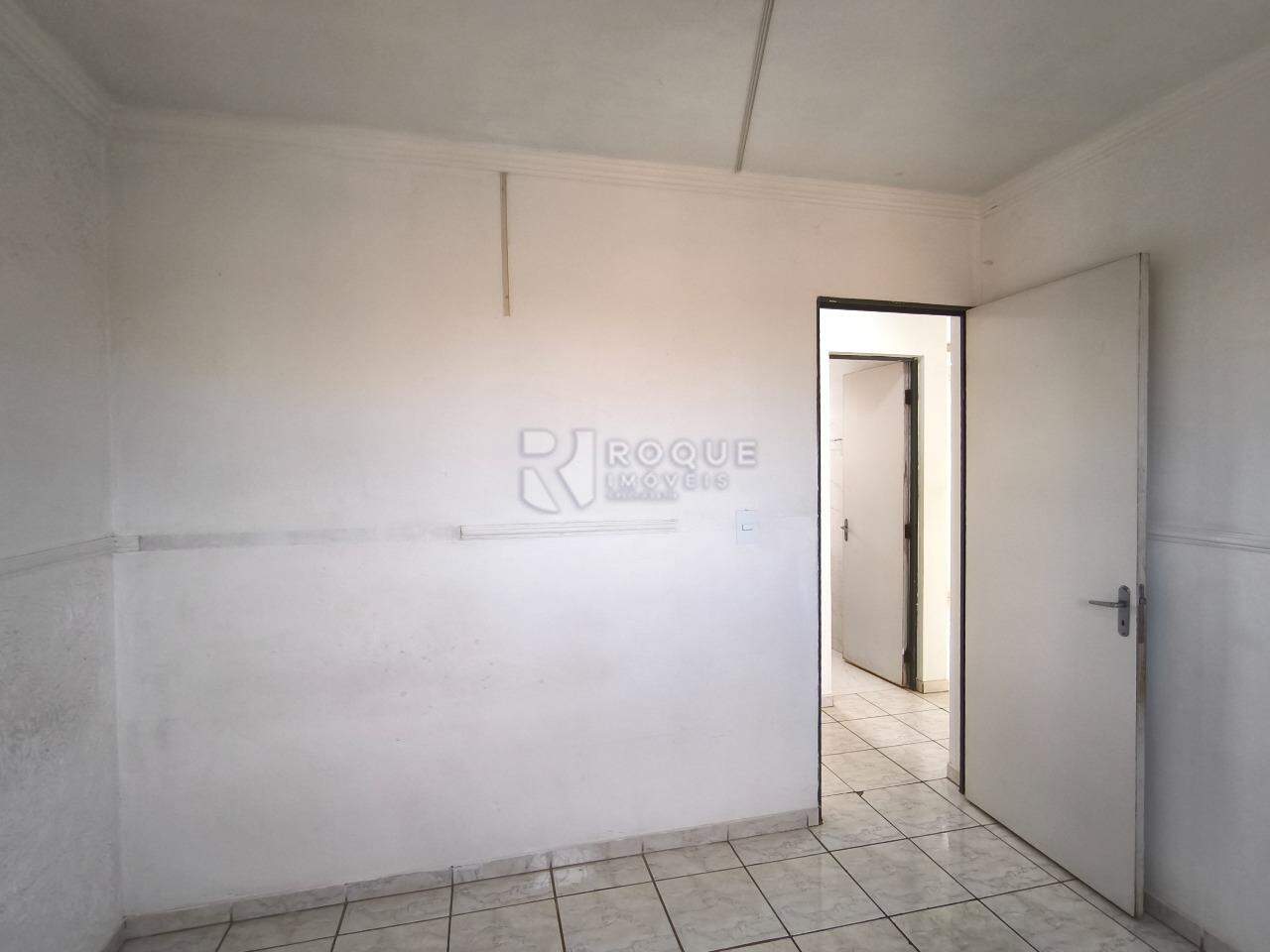 Apartamento para aluguel no bairro Parque Residencial Abílio Pedro: DORMITÓRIO 2