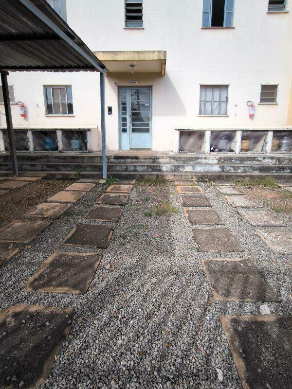 Apartamento para aluguel no bairro Parque Residencial Abílio Pedro: VAGA DE ESTACIONAMENTO