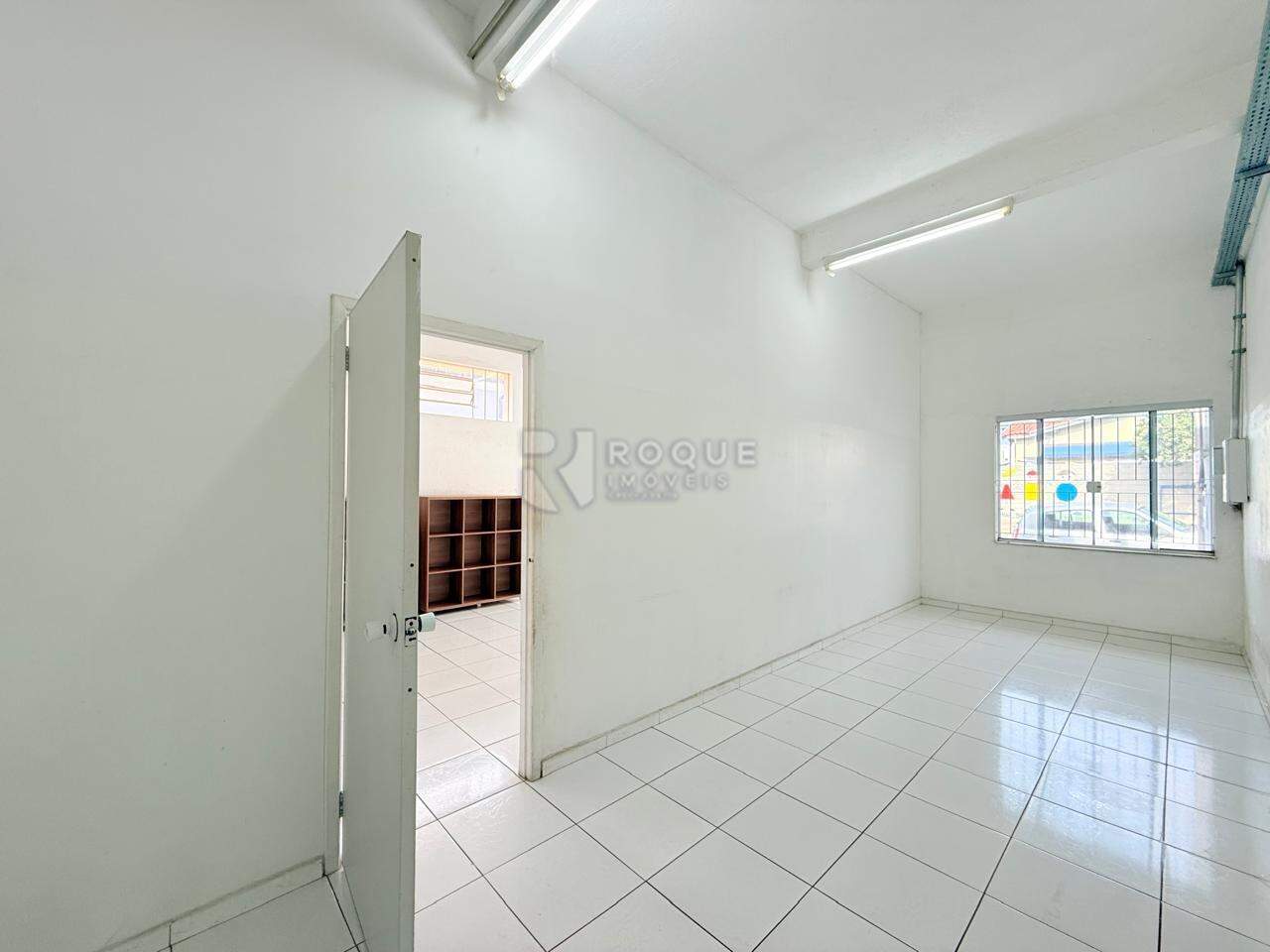 Salão para aluguel no bairro Jardim Barão de Souza Queiroz: Sala 01