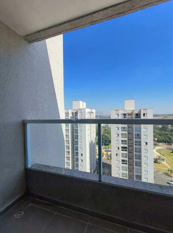 Apartamento para aluguel no bairro Vale das Esmeraldas: Sacada