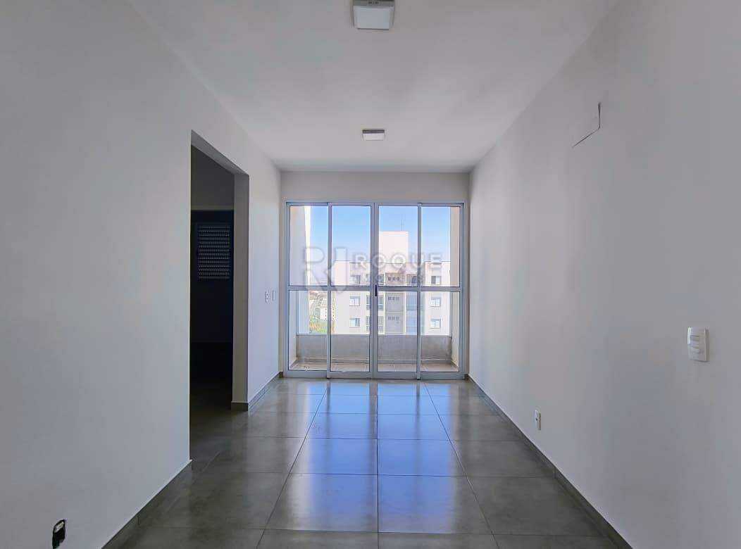 Apartamento para aluguel no bairro Vale das Esmeraldas: Sala