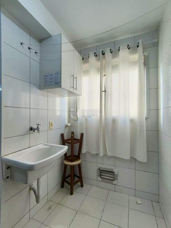Apartamento para aluguel no bairro Residencial Rubi: Lavanderia