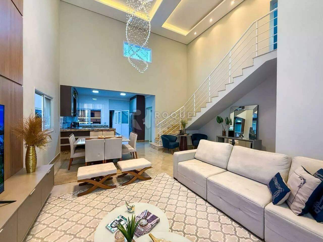 Casa em condomínio à venda no bairro Vale das Oliveiras: 