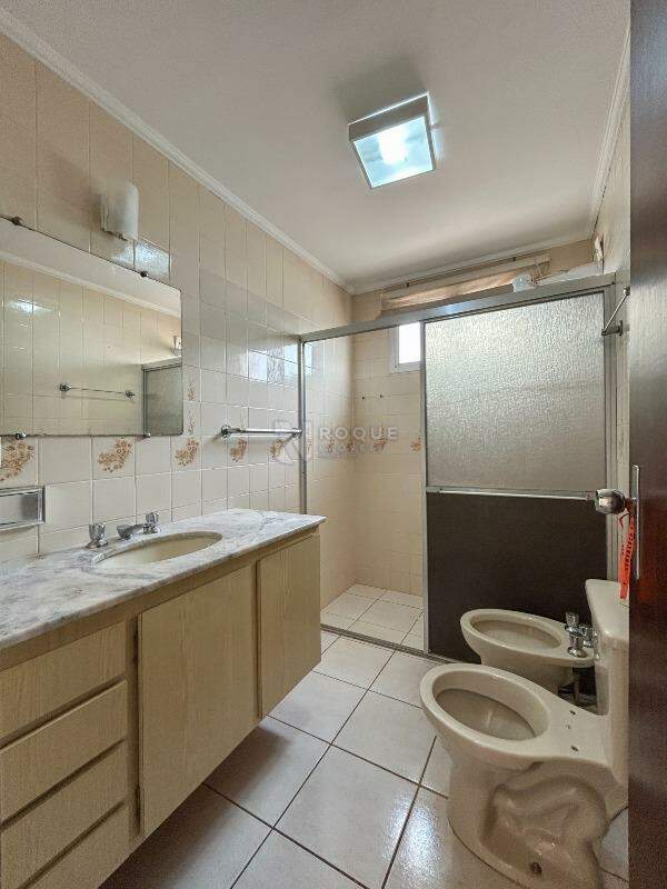 Apartamento para aluguel no bairro Centro: WC social