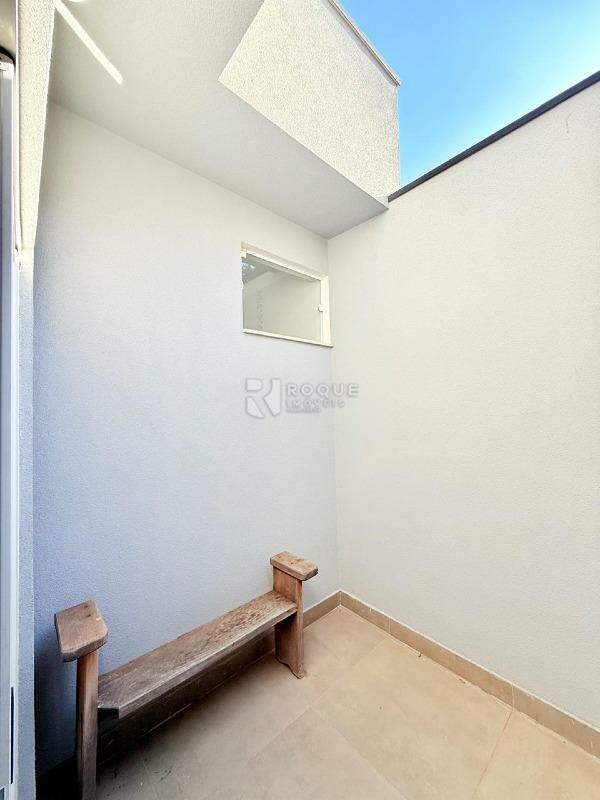 Casa Residencial para aluguel no bairro Residencial Palmeira Real: Jardim de Inverno 02