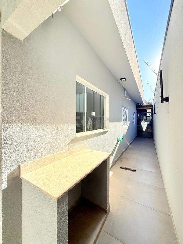 Casa Residencial para aluguel no bairro Residencial Palmeira Real: Corredor