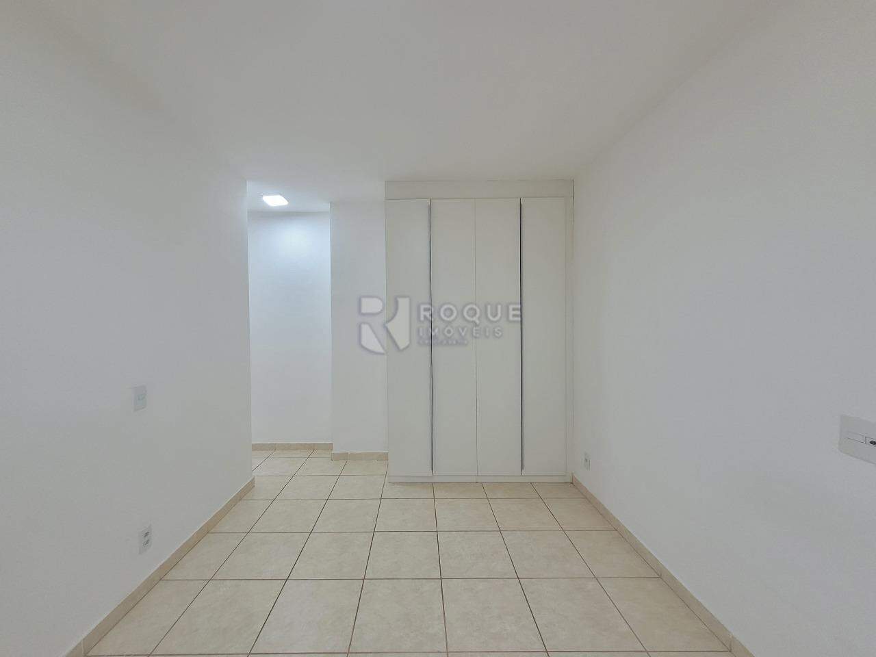 Apartamento para aluguel no bairro Chácaras Antonieta: DORMITÓRIO 2
