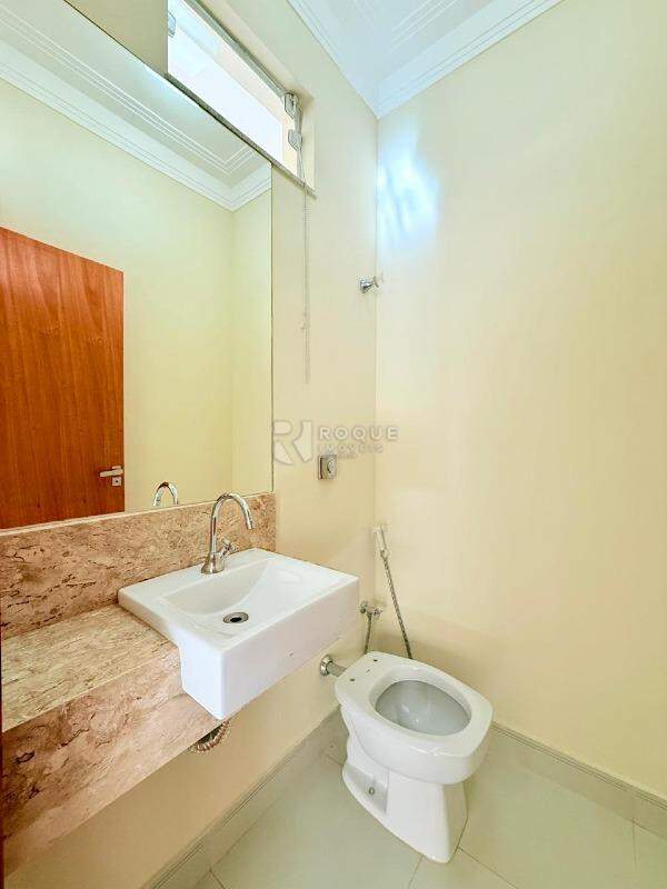 Casa em condomínio para aluguel no bairro Jardim Nossa Senhora do Amparo: Lavabo 01