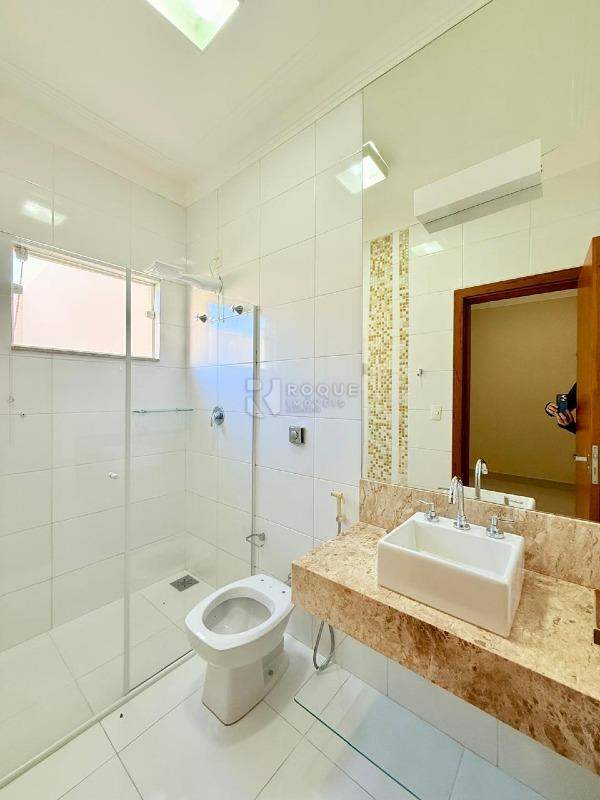 Casa em condomínio para aluguel no bairro Jardim Nossa Senhora do Amparo: Wc 01 