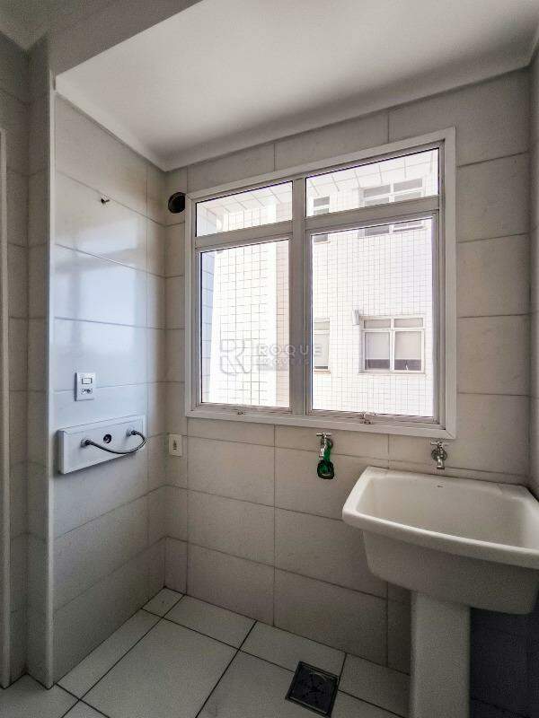 Apartamento à venda no bairro Centro: LAVANDERIA