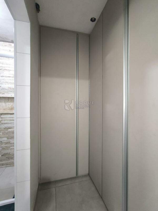 Casa Residencial à venda no bairro Parque Residencial Aeroporto: CLOSET SUÍTE 1
