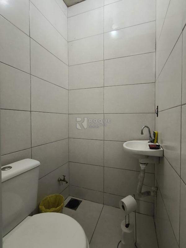 Casa Residencial à venda no bairro Parque Residencial Aeroporto: WC SALÃO 1