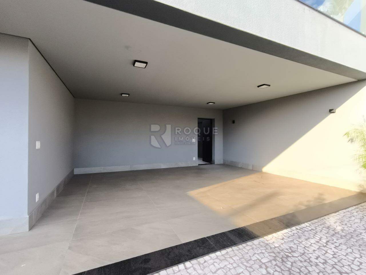Casa em condomínio à venda no bairro Residencial Margarida de Holstein: GARAGEM