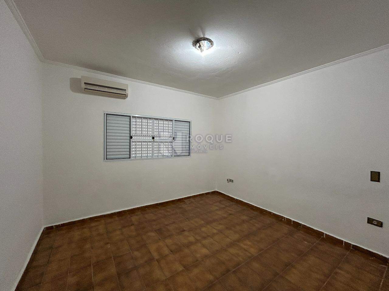 Casa Residencial para aluguel no bairro Vila Queiroz: Dormitório 1
