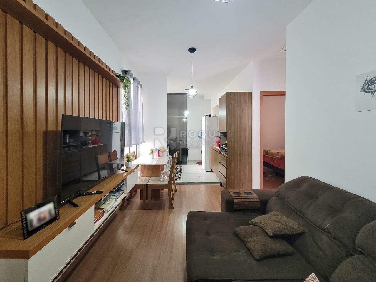 Apartamento à venda no bairro Fazenda Duas Barras: Sala