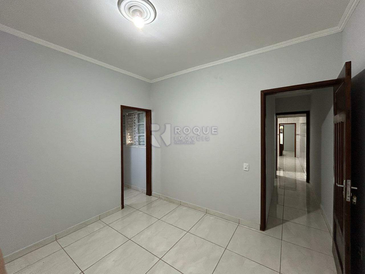 Casa Residencial para aluguel no bairro Parque Hippolyto: Dormitório 3 suíte 