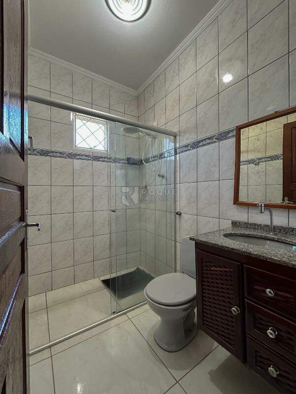 Casa Residencial para aluguel no bairro Parque Hippolyto: WC suíte 