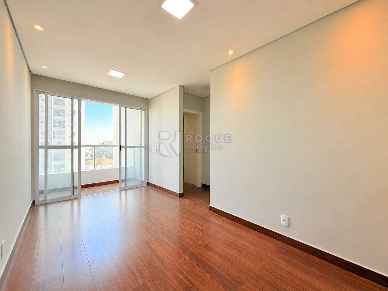 Apartamento para aluguel no bairro Vale das Esmeraldas: Sala