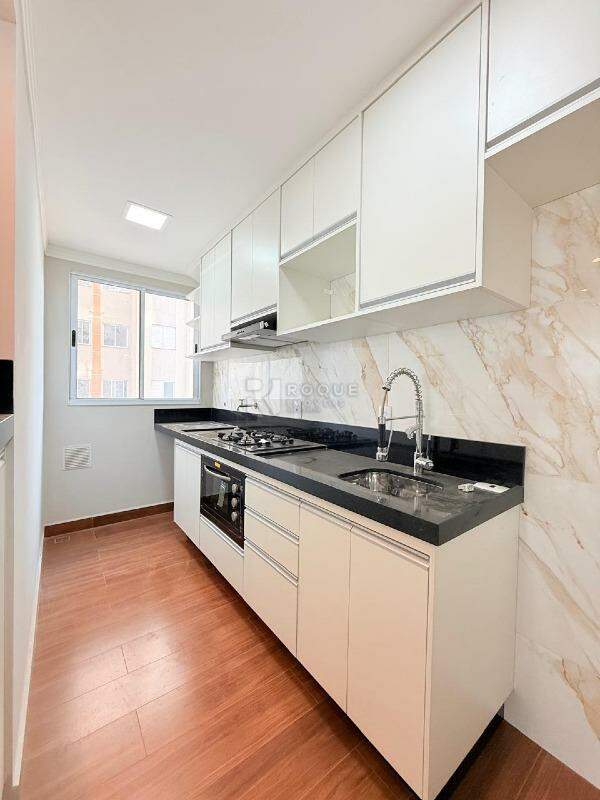 Apartamento para aluguel no bairro Vale das Esmeraldas: Cozinha