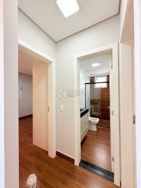 Apartamento para aluguel no bairro Vale das Esmeraldas: Hall