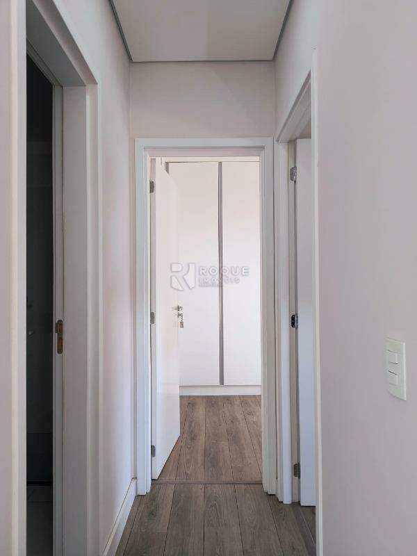 Apartamento para aluguel no bairro Vila Santa Rosália: Hall