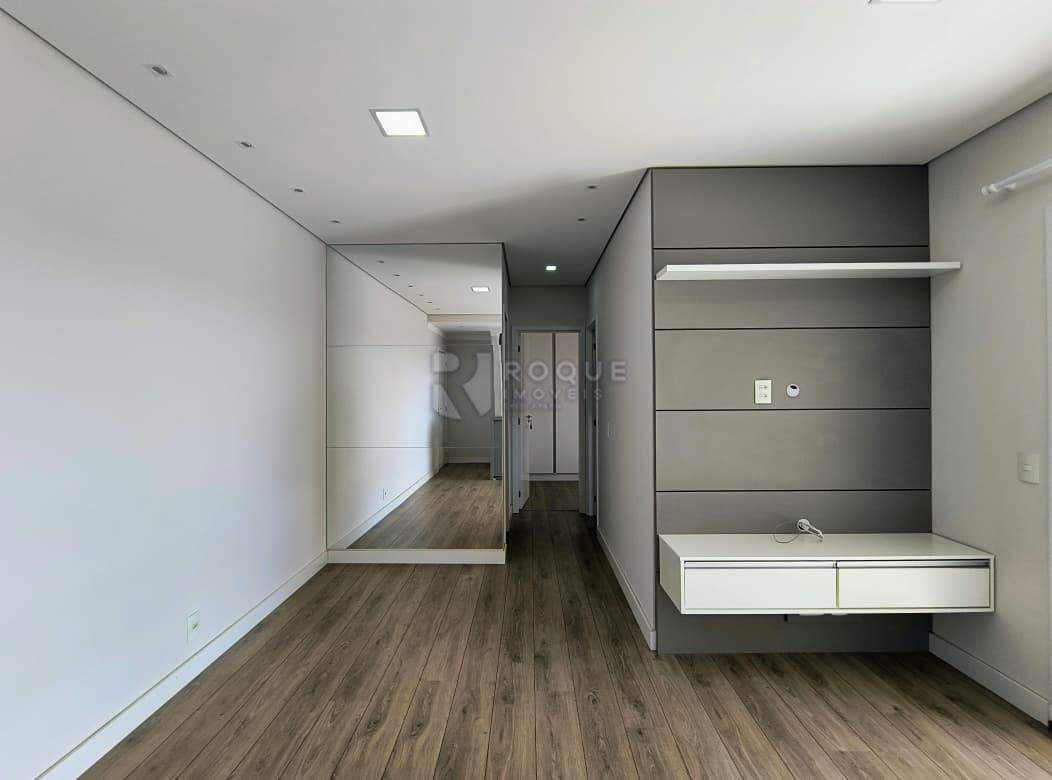 Apartamento para aluguel no bairro Vila Santa Rosália: Sala