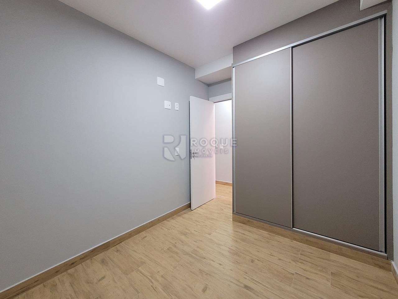 Apartamento à venda no bairro Chácara Boa Vista da Graminha: Dormitório 1