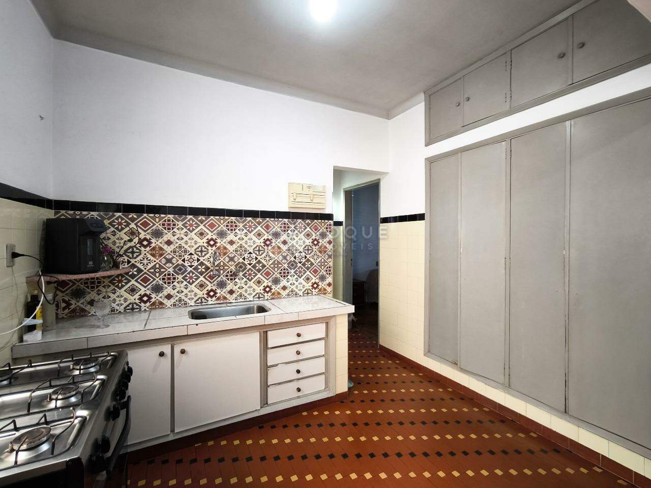 Casa Residencial à venda no bairro Vila Queiroz: COZINHA