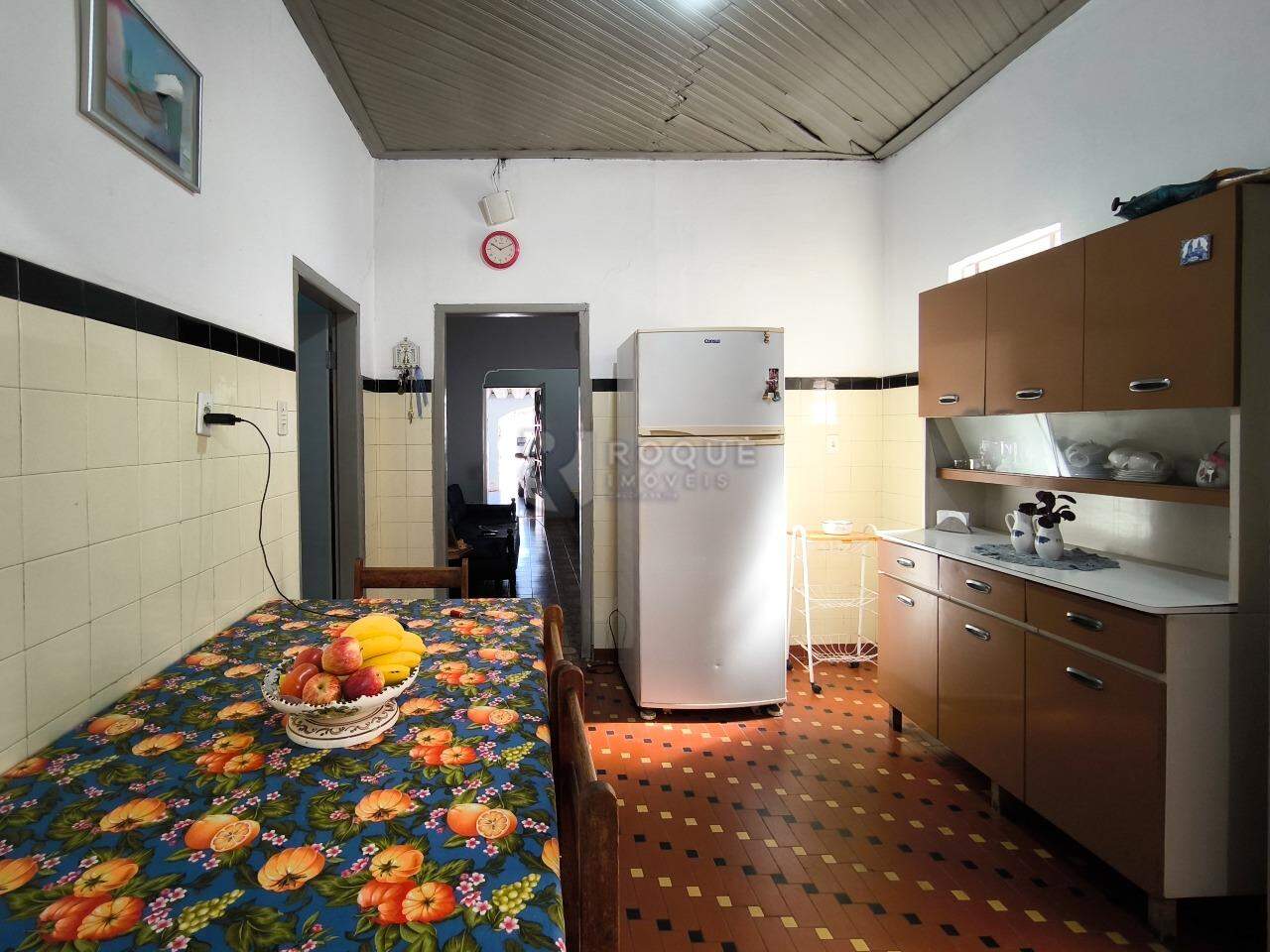 Casa Residencial à venda no bairro Vila Queiroz: COZINHA