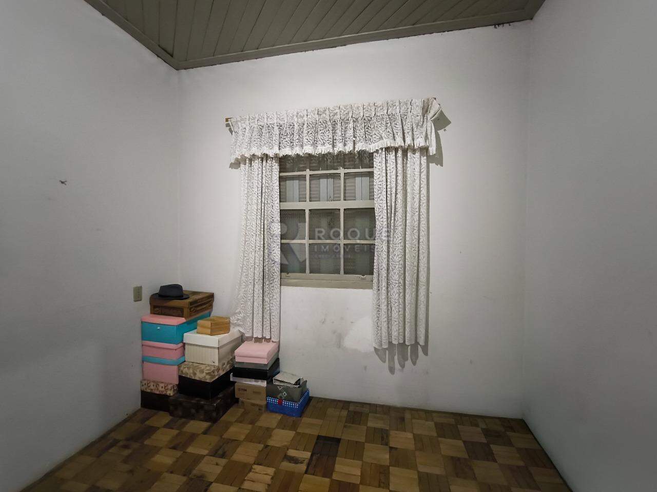 Casa Residencial à venda no bairro Vila Queiroz: DORMITÓRIO 1