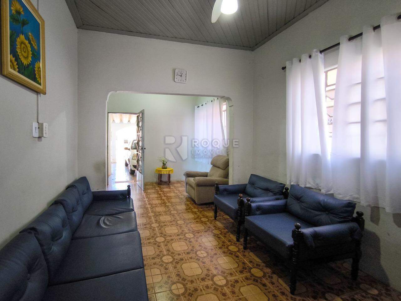 Casa Residencial à venda no bairro Vila Queiroz: SALA DE ESTAR
