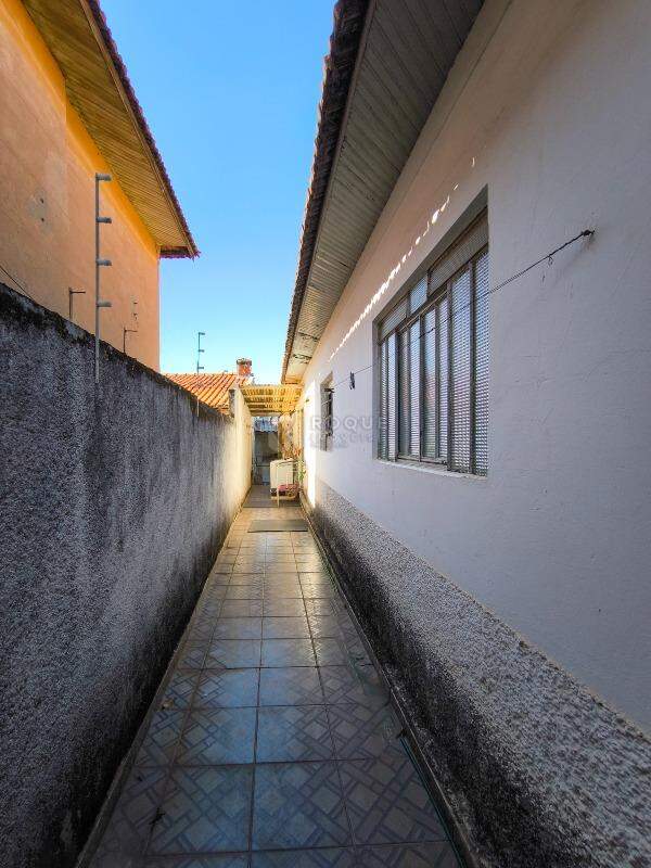 Casa Residencial à venda no bairro Vila Queiroz: LATERAL EXTERNA