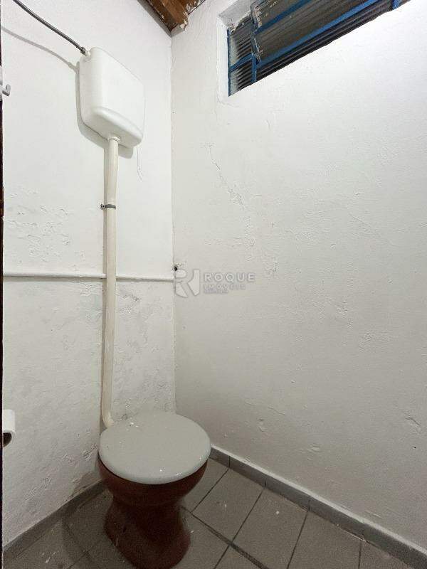 Barracão/Galpão para aluguel no bairro Jardim Nova Suiça: WC social 1