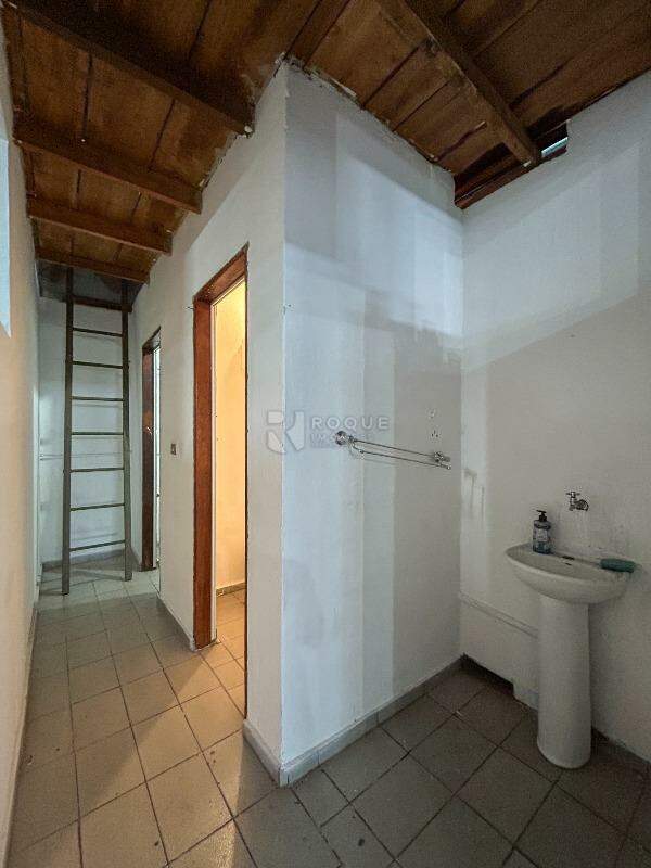 Barracão/Galpão para aluguel no bairro Jardim Nova Suiça: Lavabo 