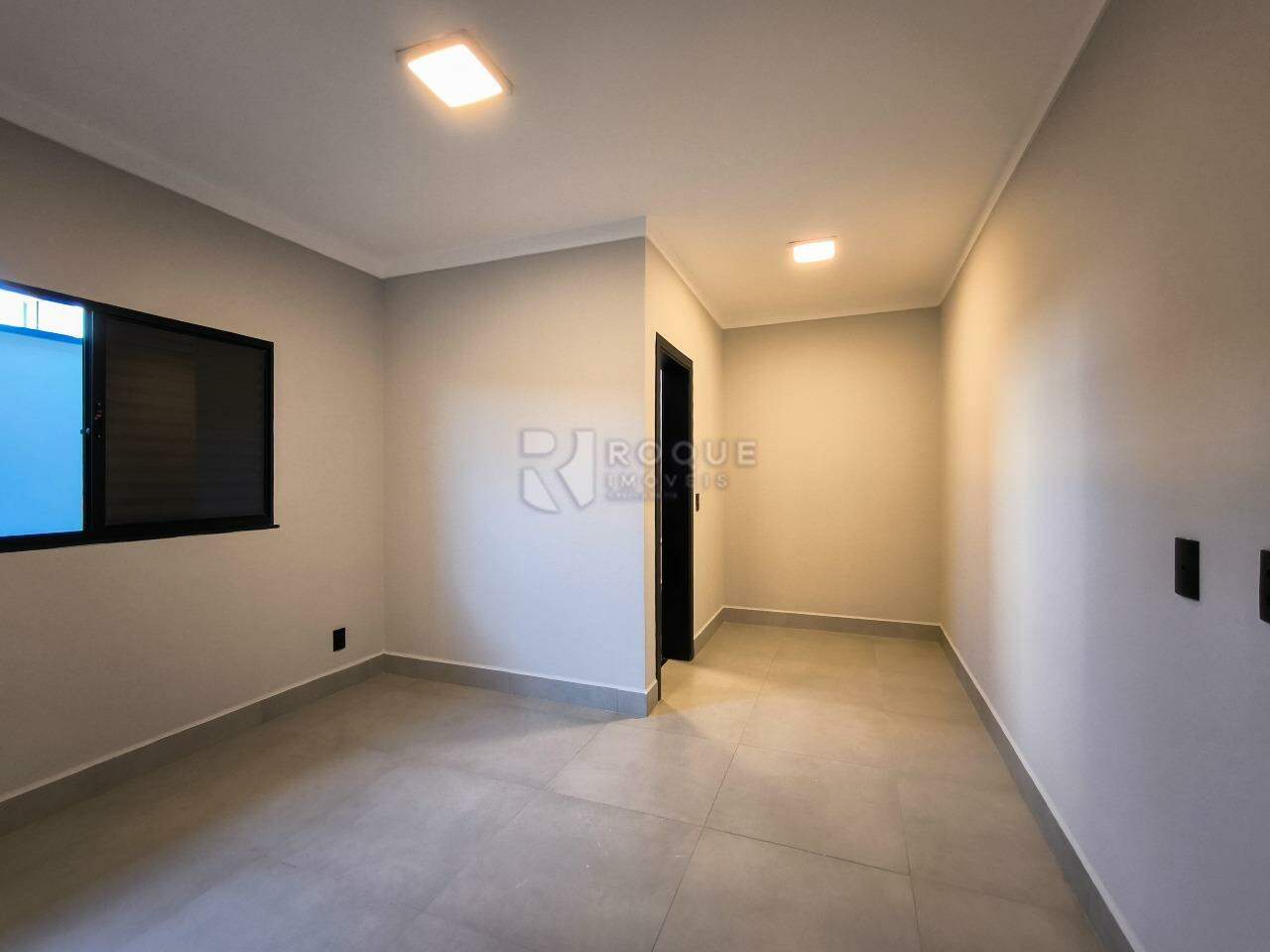 Casa Residencial à venda no bairro Jardim Marajoara: SUÍTE