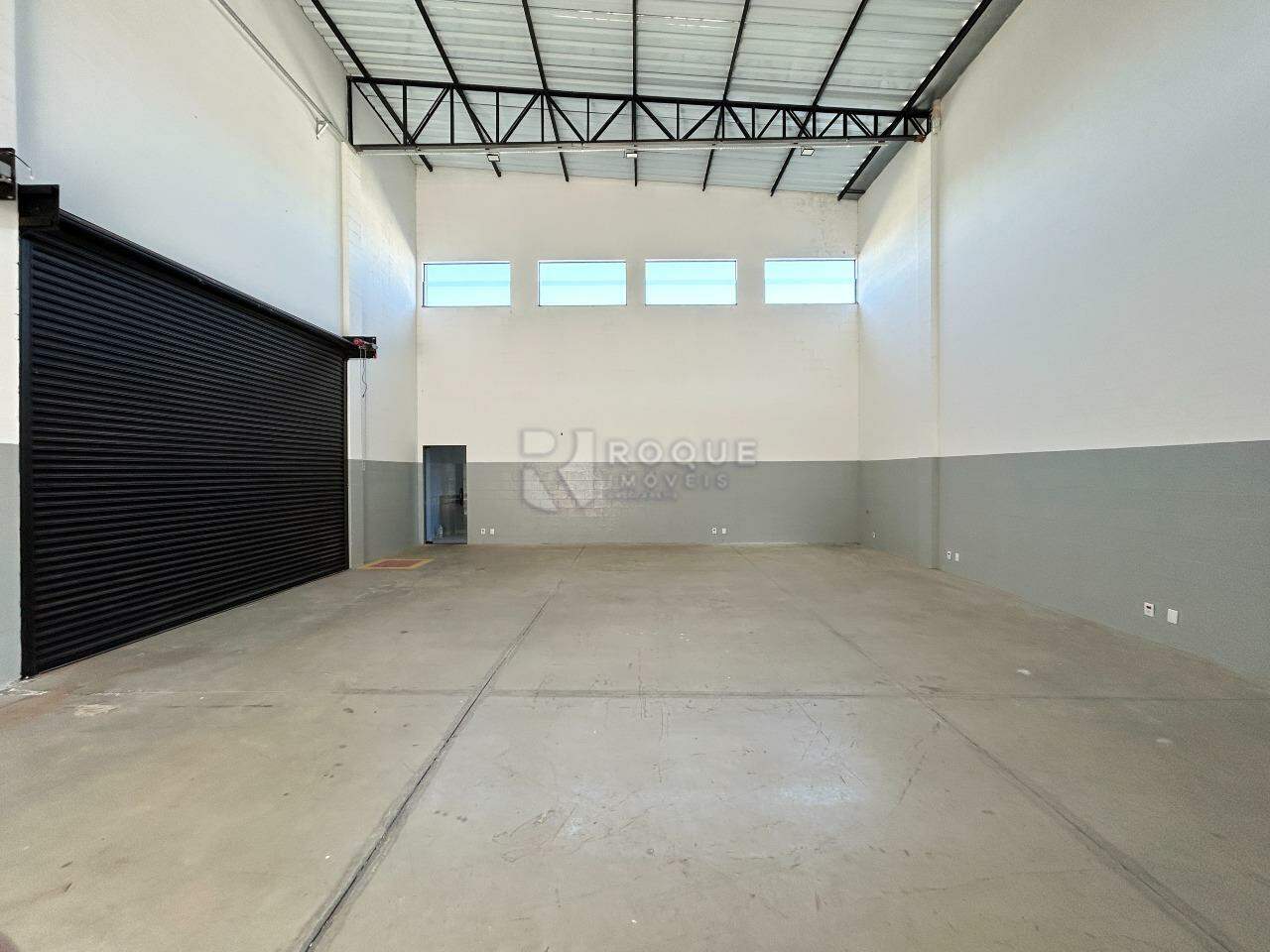 Barracão/Galpão para aluguel no bairro Jardim Porto Real IV: Salão