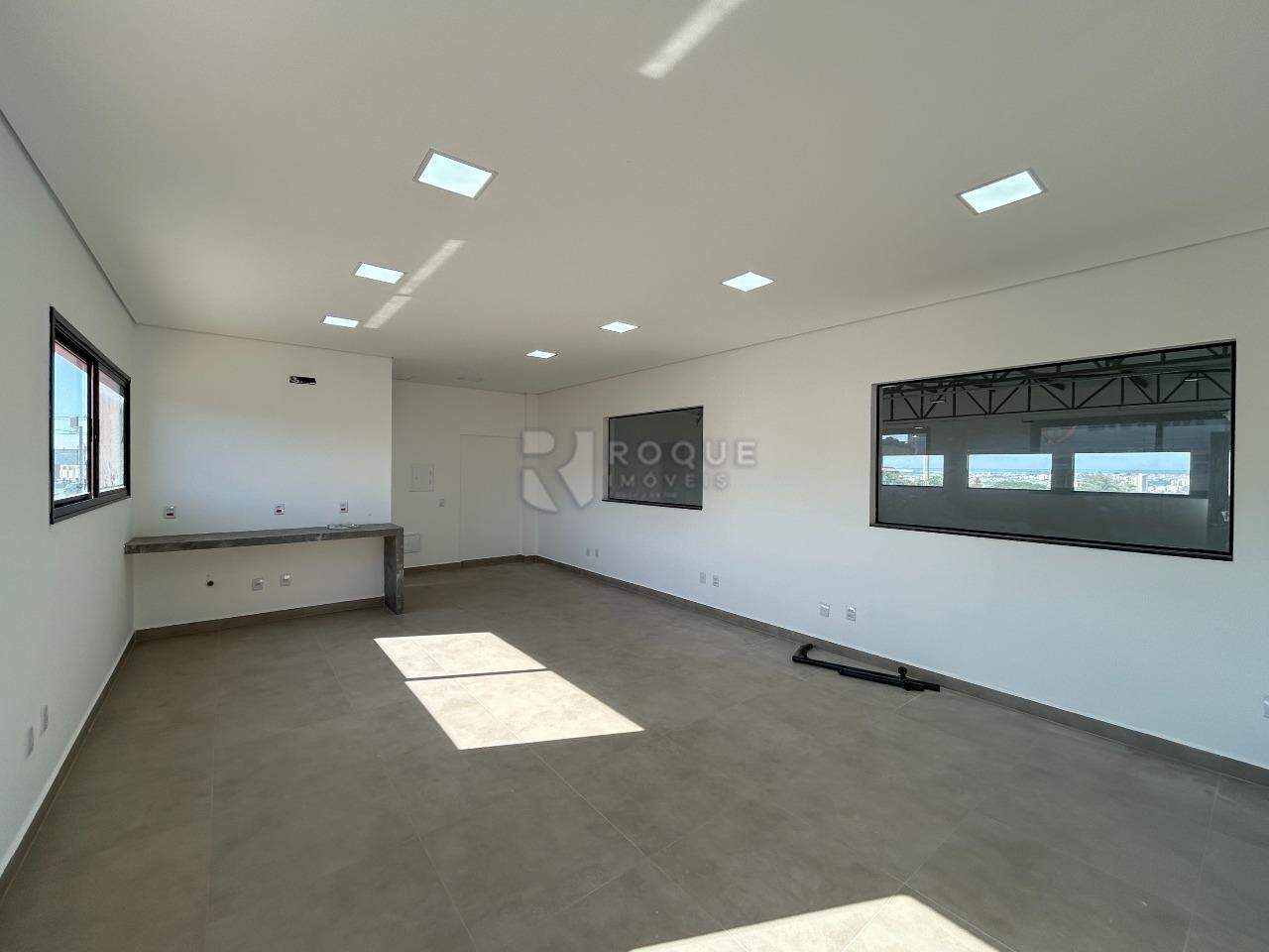 Barracão/Galpão para aluguel no bairro Jardim Porto Real IV: Sala segundo andar