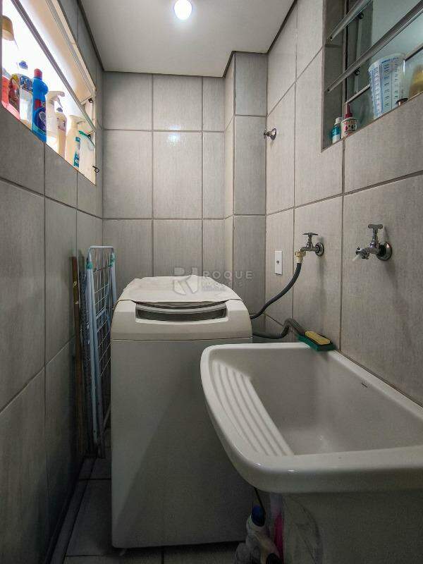 Apartamento à venda no bairro Vila Labaki: LAVANDERIA