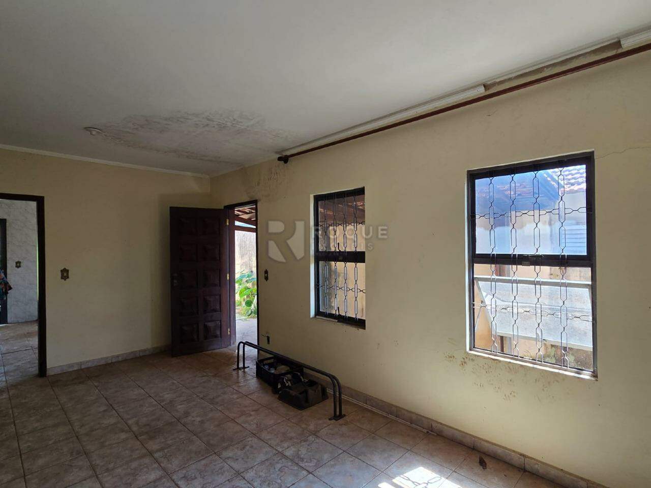 Casa Residencial à venda no bairro Vila Cristovam: Sala - Casa 2