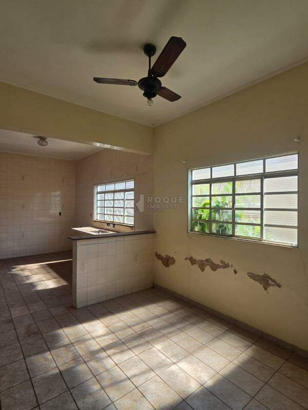 Casa Residencial à venda no bairro Vila Cristovam: Copa - Casa 1